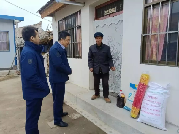 开云手机入口-开云(中国)
深入帮扶村开展春节慰问(图2)