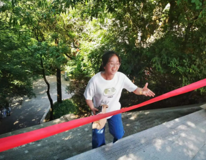 助力文旅市场 展示产投风采——开云手机入口-开云(中国)
组织开展员工登山比赛活动(图10)