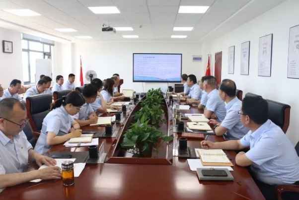 开云手机入口-开云(中国)
召开党委理论中心组集体学习会议(图2) 开云手机入口-开云(中国)
召开党委理论中心组集体学习会议(图2)