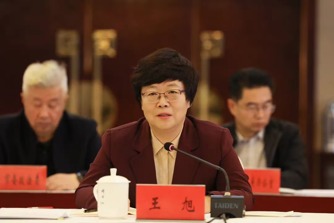 平凉与甘肃省民航机场集团签订平凉机场项目合作框架协议(图2) 平凉与甘肃省民航机场集团签订平凉机场项目合作框架协议(图2)